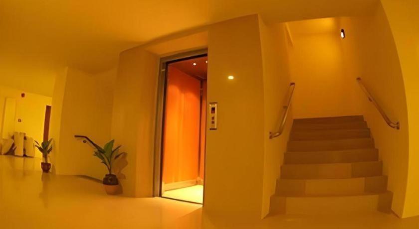 R-Con Residence Pattaya Extérieur photo